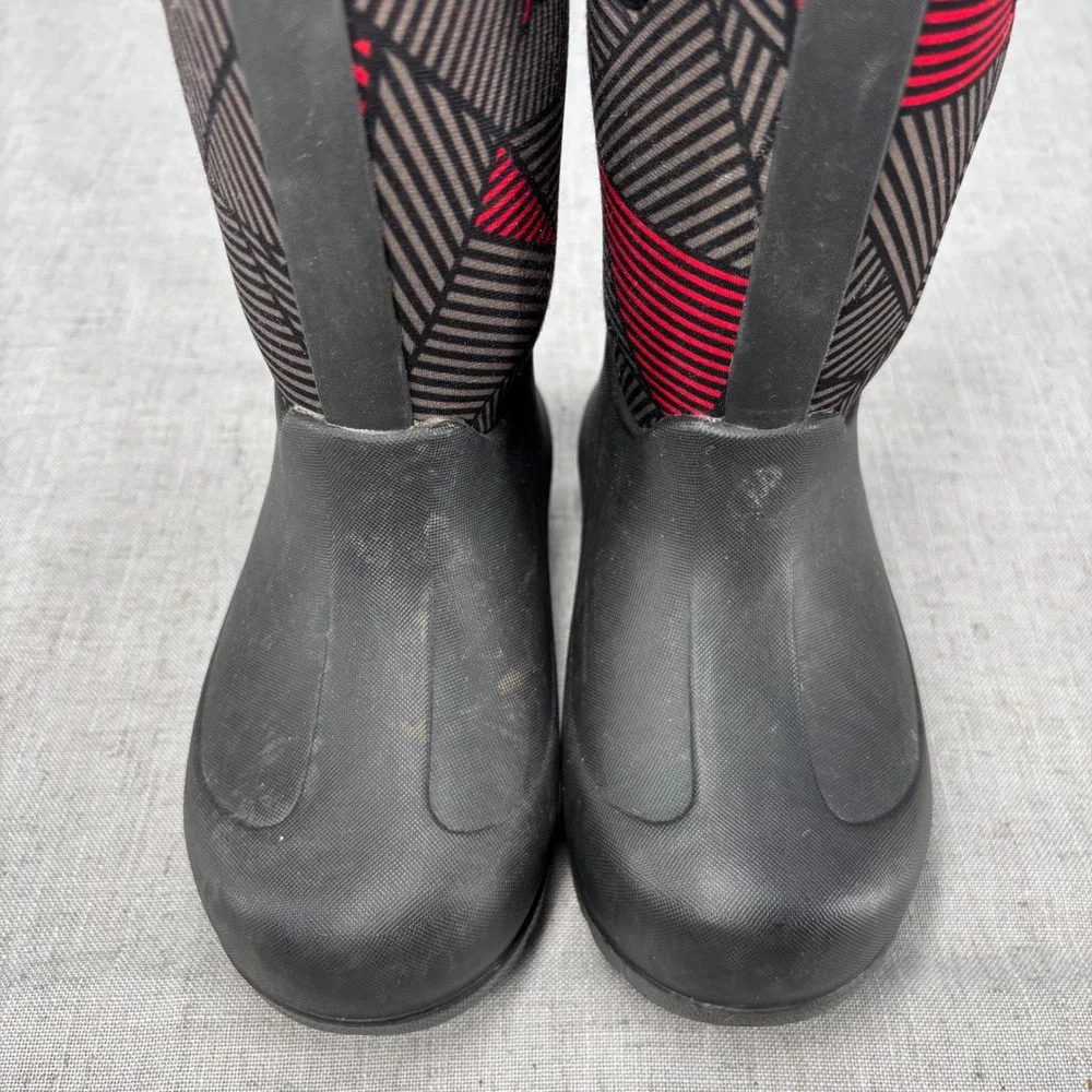 Bogs Kids Neo-Classic Geo Waterproof Winter Boots Black Red Grey Size 10